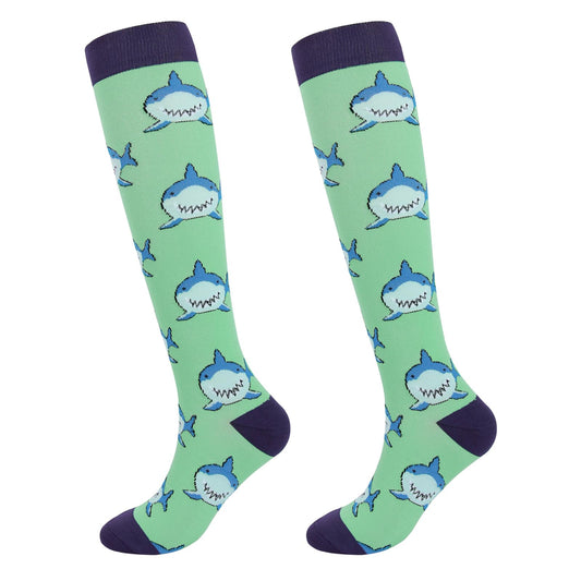 Junely Compression Socks for Women 20-30 mmhg Shark Knee High Stockings for Running Athletic Nurses Pregnant Women Work Support Travel Flight Sports Shark Gifts Green